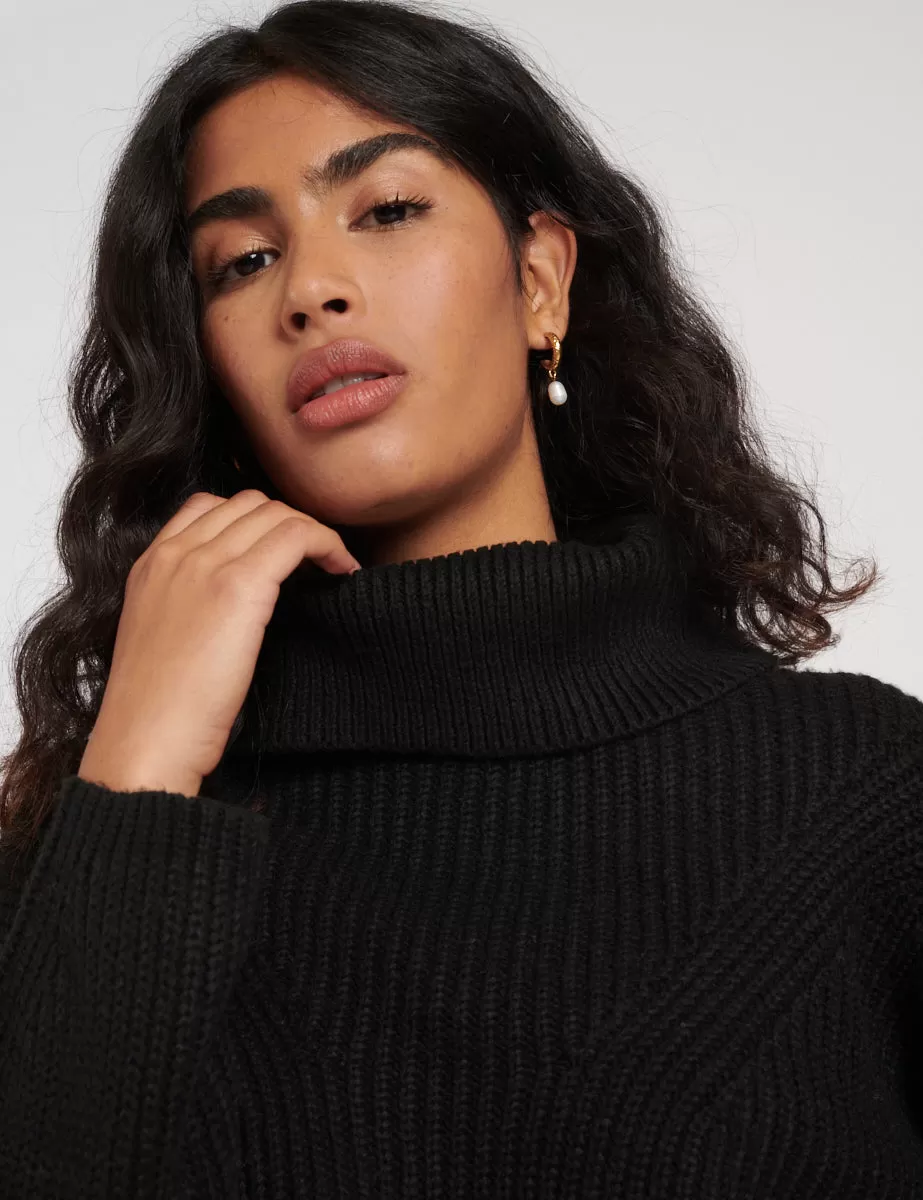 Black Roll Neck Longline Knitted Jumper